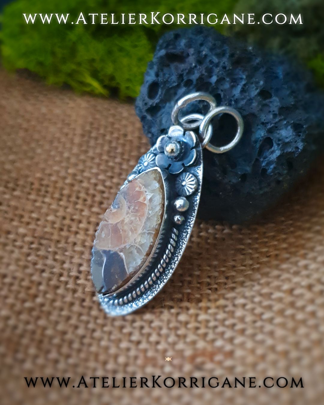 Pendentif Fleur de Beltane en Argent Massif et Ammonite