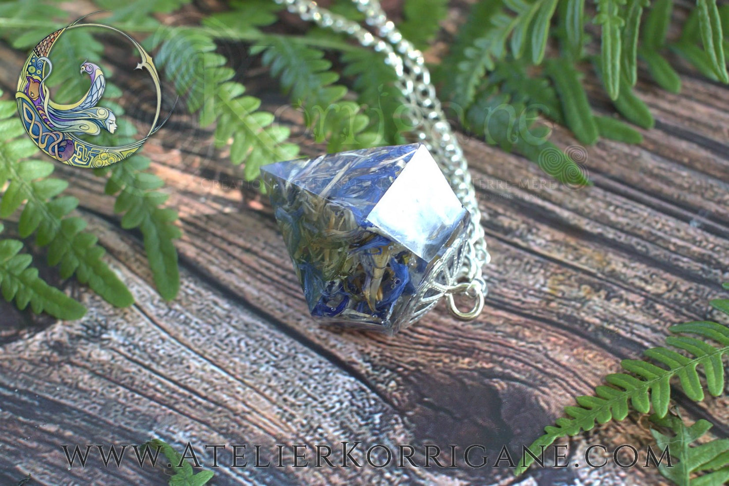 Pendule de la Sorcière avec du Bleuet Korrigane