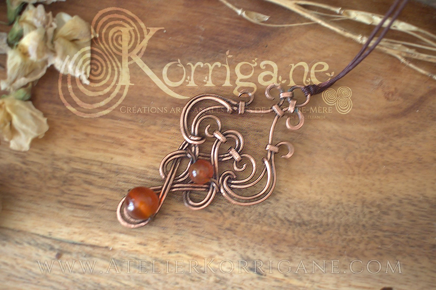 Pendentif Entrelacs en Agate - korrigane
