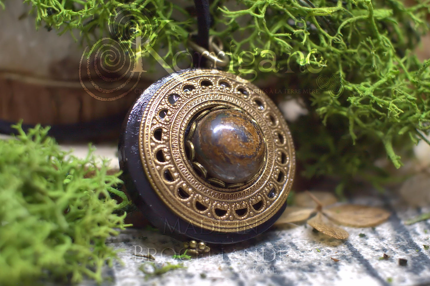 Collier Protection Pendentif 'Amddiffyn' Bronzite - korrigane