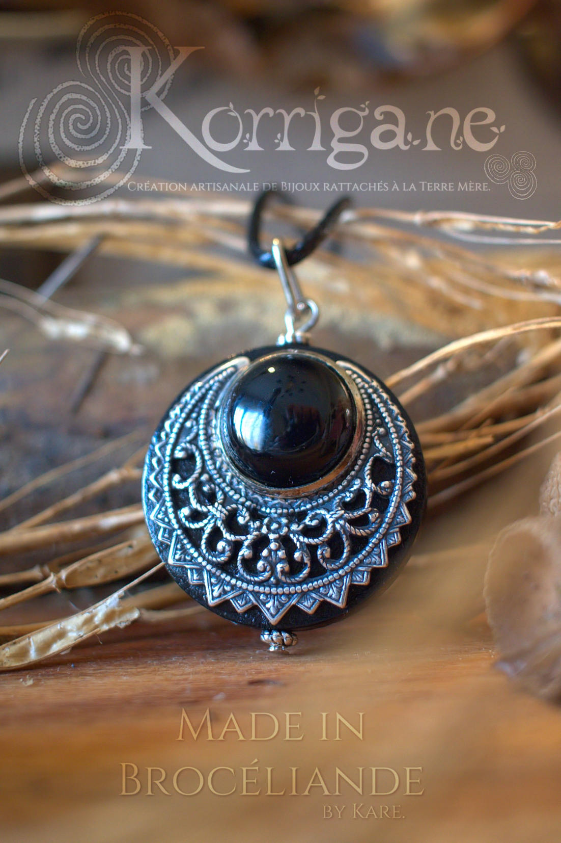 Amulette "Lleuad" Collier de Protection Lune Wicca Onyx Talisman Triple Déesse - Silver-Filled Laiton Korrigane