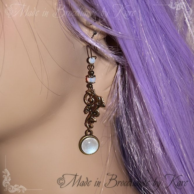 Boucles d'Oreilles "Korrigane" Effet Pierre de Lune Korrigane