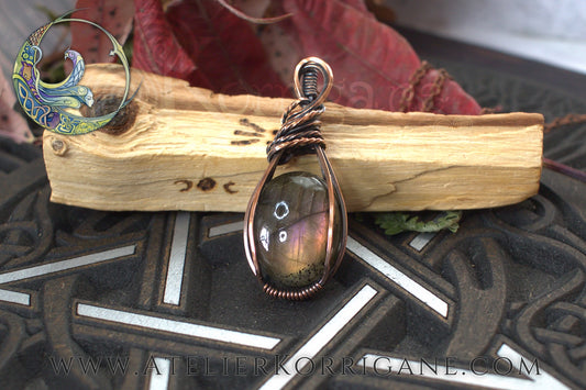 Pendentif Brumes en Labradorite Rose-Violet et Cuivre Korrigane