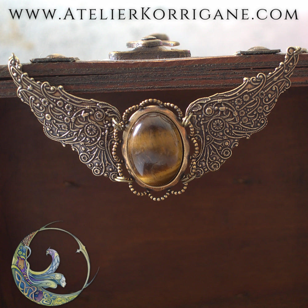 Collier Ailes Steampunk Œil de tigre Korrigane