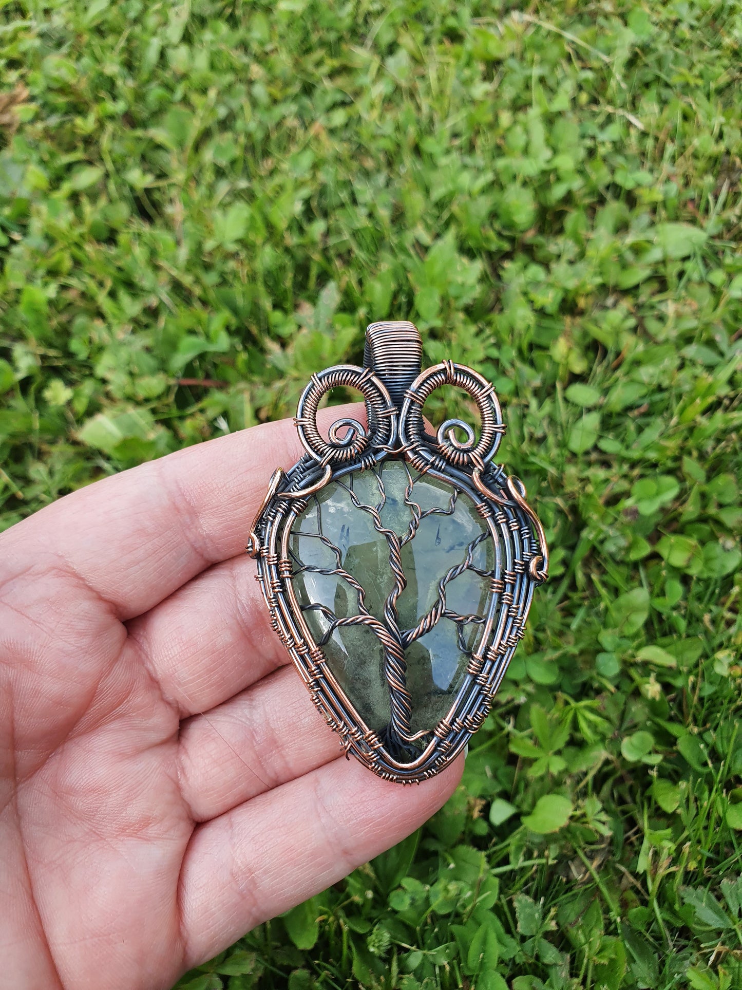 Collier Arbre de Vie en Préhnite Korrigane
