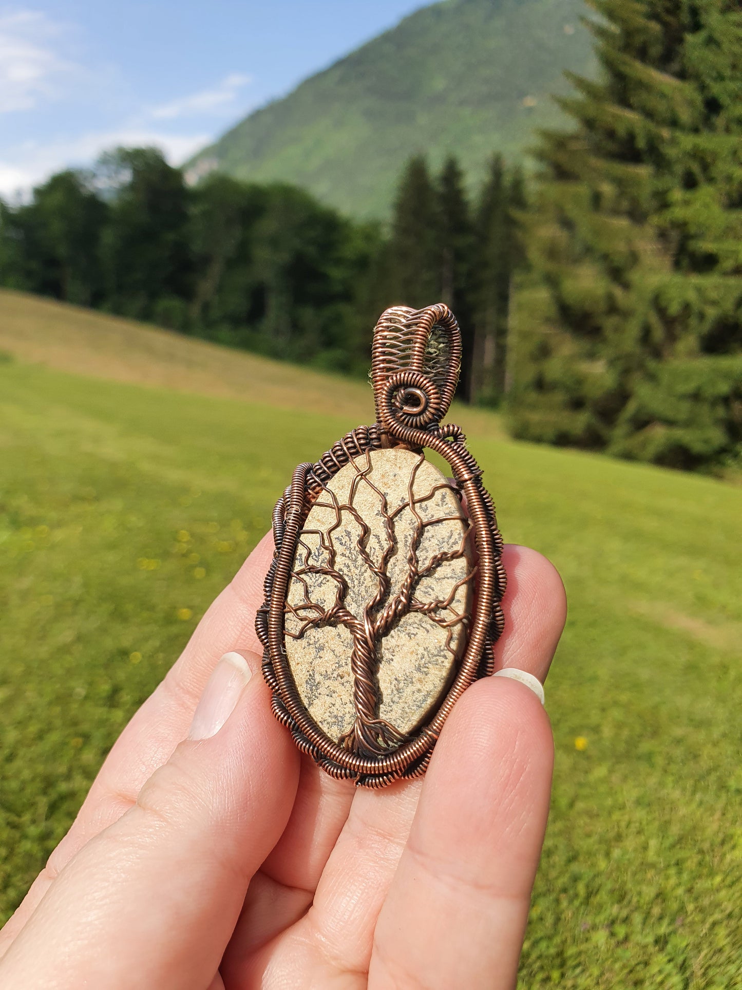 Collier Arbre de Vie en Psilomélane Korrigane