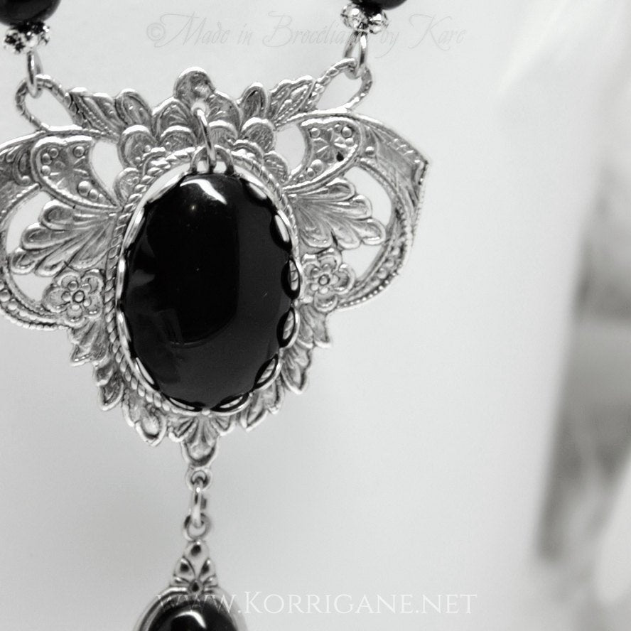 Collier "Elfe Noire" Tour de Tête en cabochon de verre et perles d'Onyx Korrigane