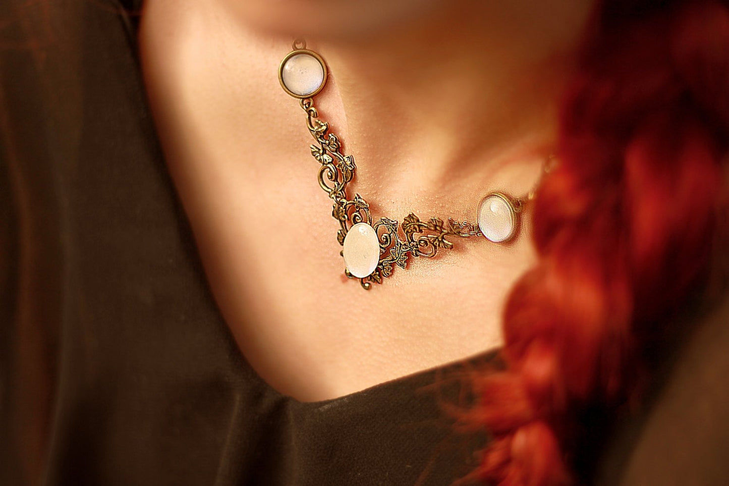 Collier Féeries "Korrigane" - Imitation Pierre de Lune Bronze Korrigane