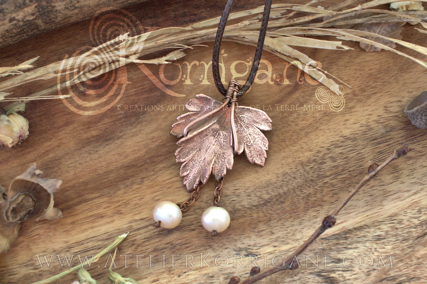 Collier Feuille de Persil en perles véritables & cuivre Korrigane