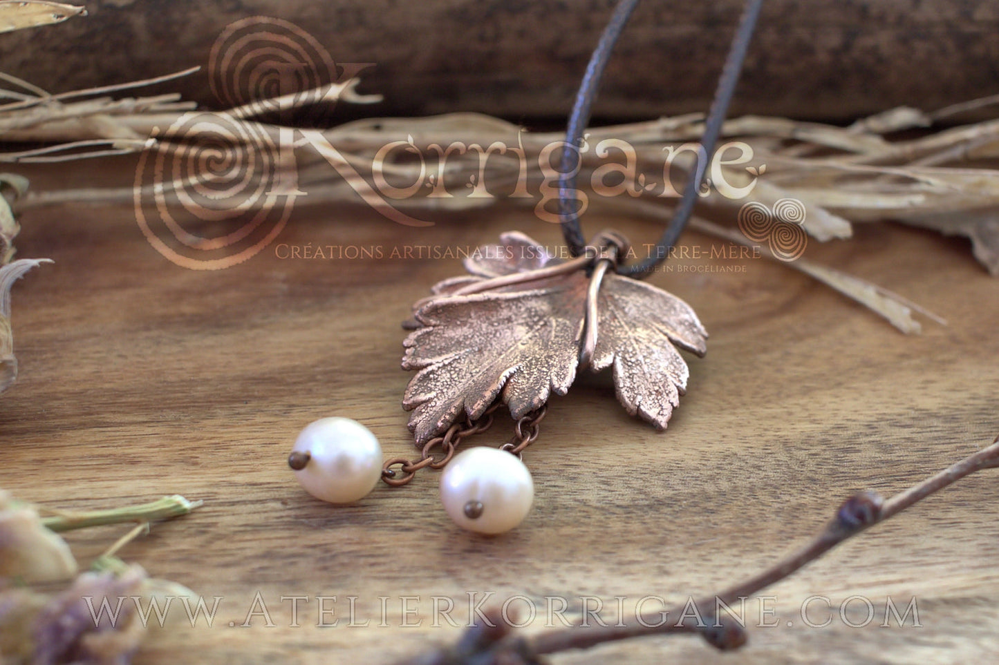 Collier Feuille de Persil en perles véritables & cuivre Korrigane