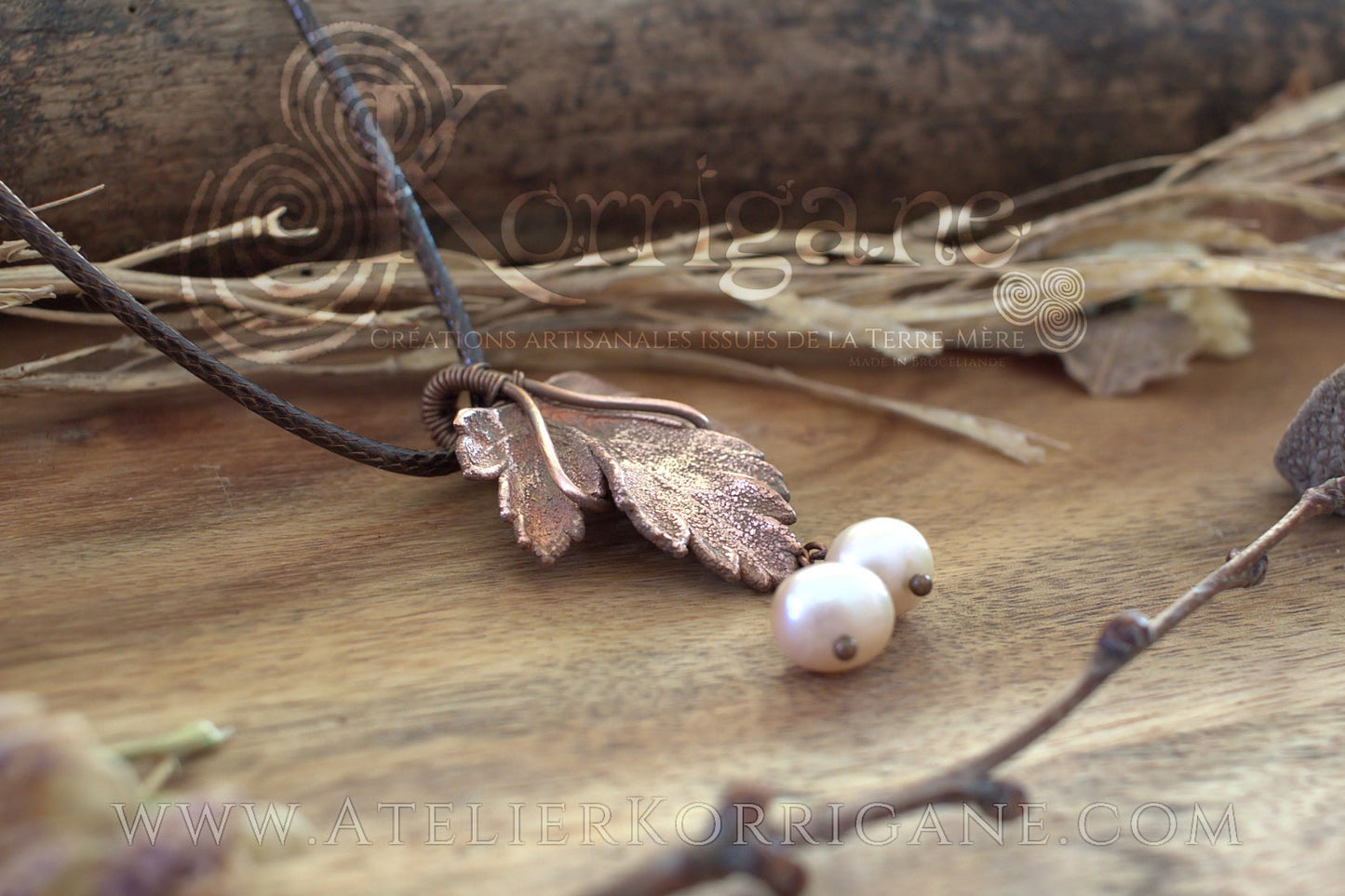 Collier Feuille de Persil en perles véritables & cuivre Korrigane