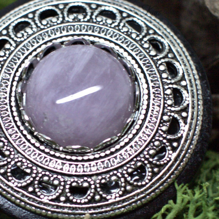 Collier de Protection Pendentif 'Amddiffyn' Améthyste Bois Korrigane