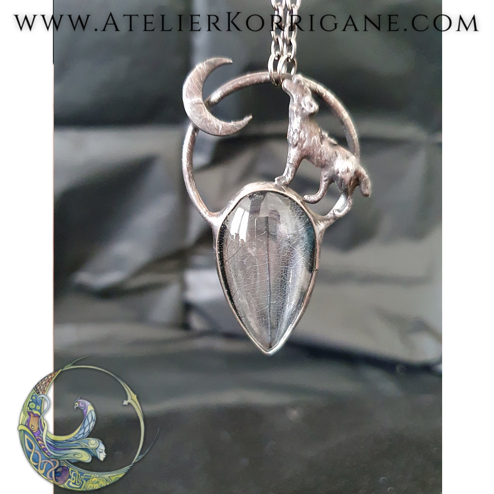 Collier Plantes avec de véritable Feuille et Loup Sous la Lune - Les Botaniques Korrigane