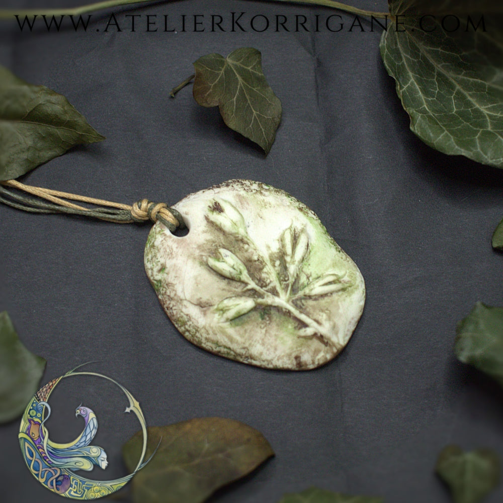 Collier Totem Woodlands Fleurs Korrigane