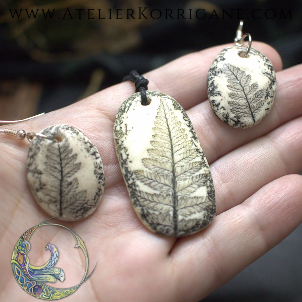 Parure Pendentif & Boucles d'Oreilles Woodlands Korrigane