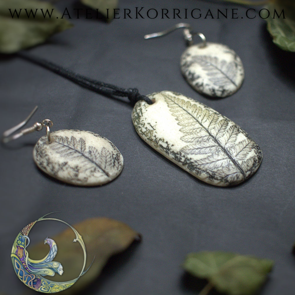 Parure Pendentif & Boucles d'Oreilles Woodlands Korrigane