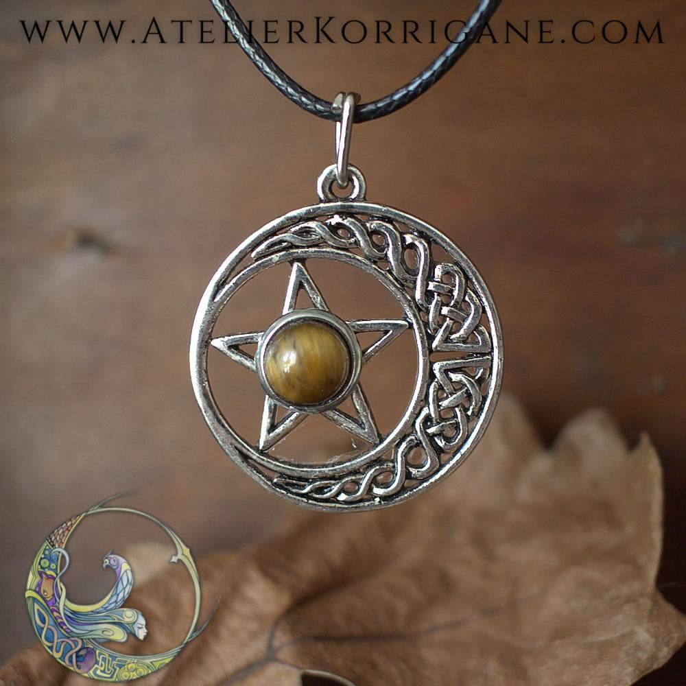 Médaillon Pentagramme Lune en Œil de Tigre Korrigane