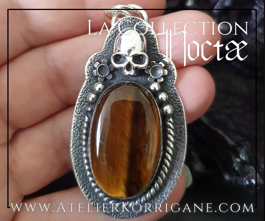 Pendentif Noctae en Œil de Tigre et Argent Korrigane