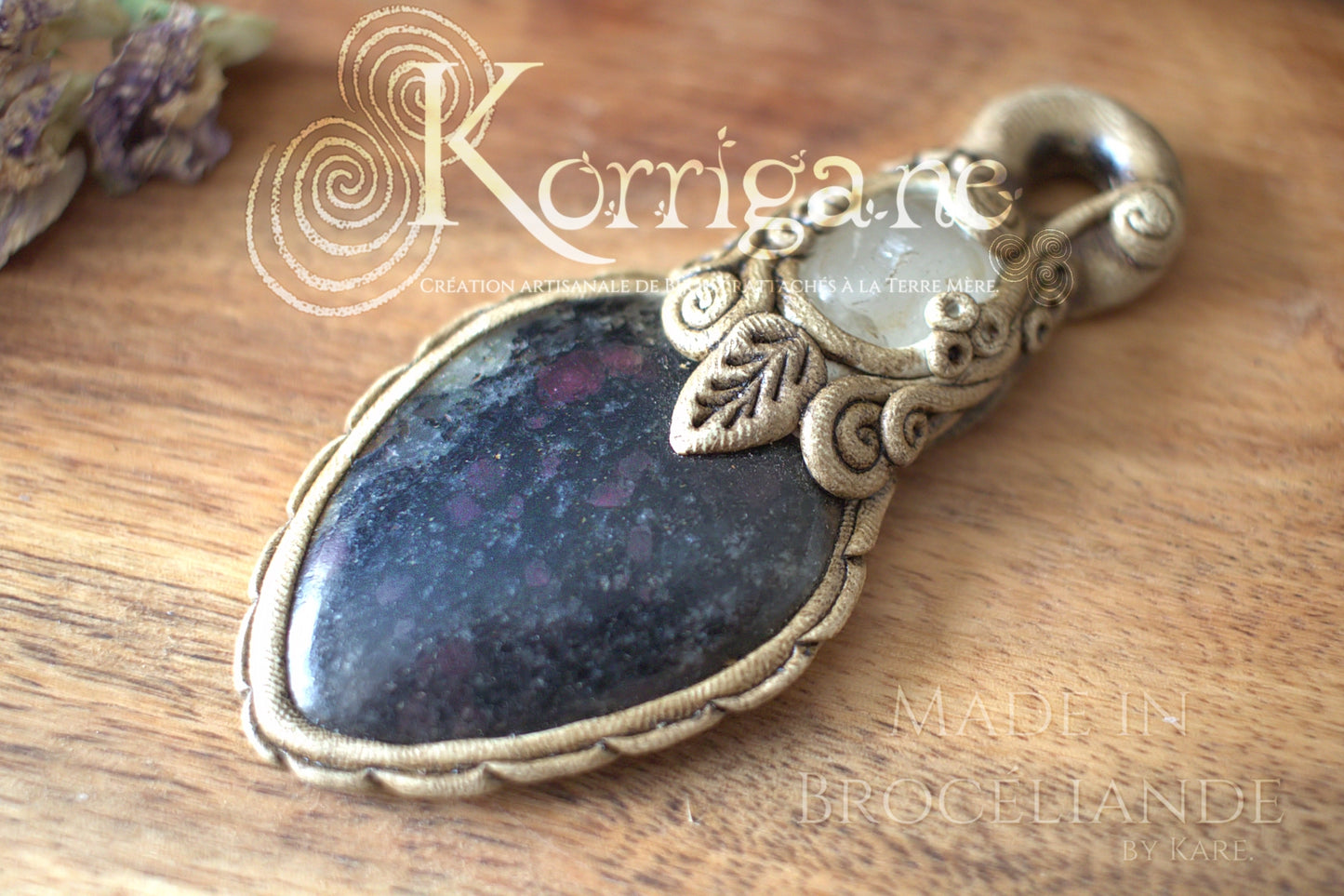 Pendentif Jaspe & Quartz - korrigane