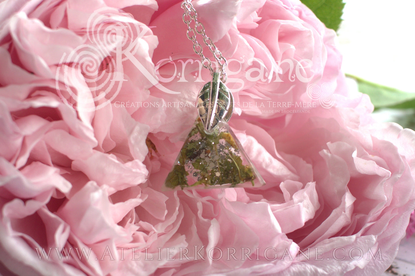 Pendentif Ynis Wytrin avec son Aubépine - korrigane