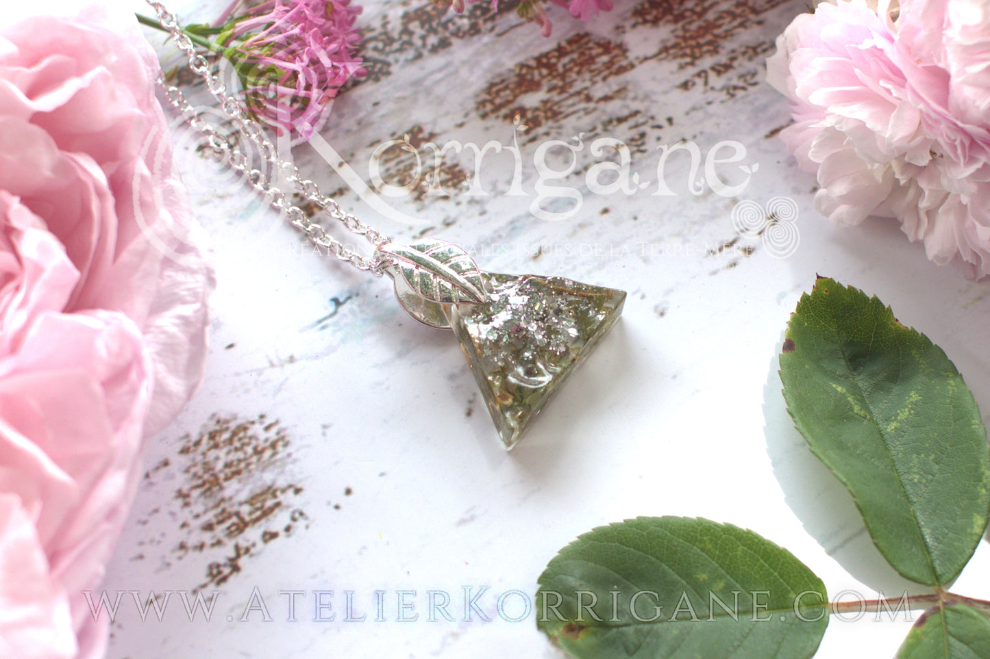 Pendentif Ynis Wytrin avec son Aubépine - korrigane