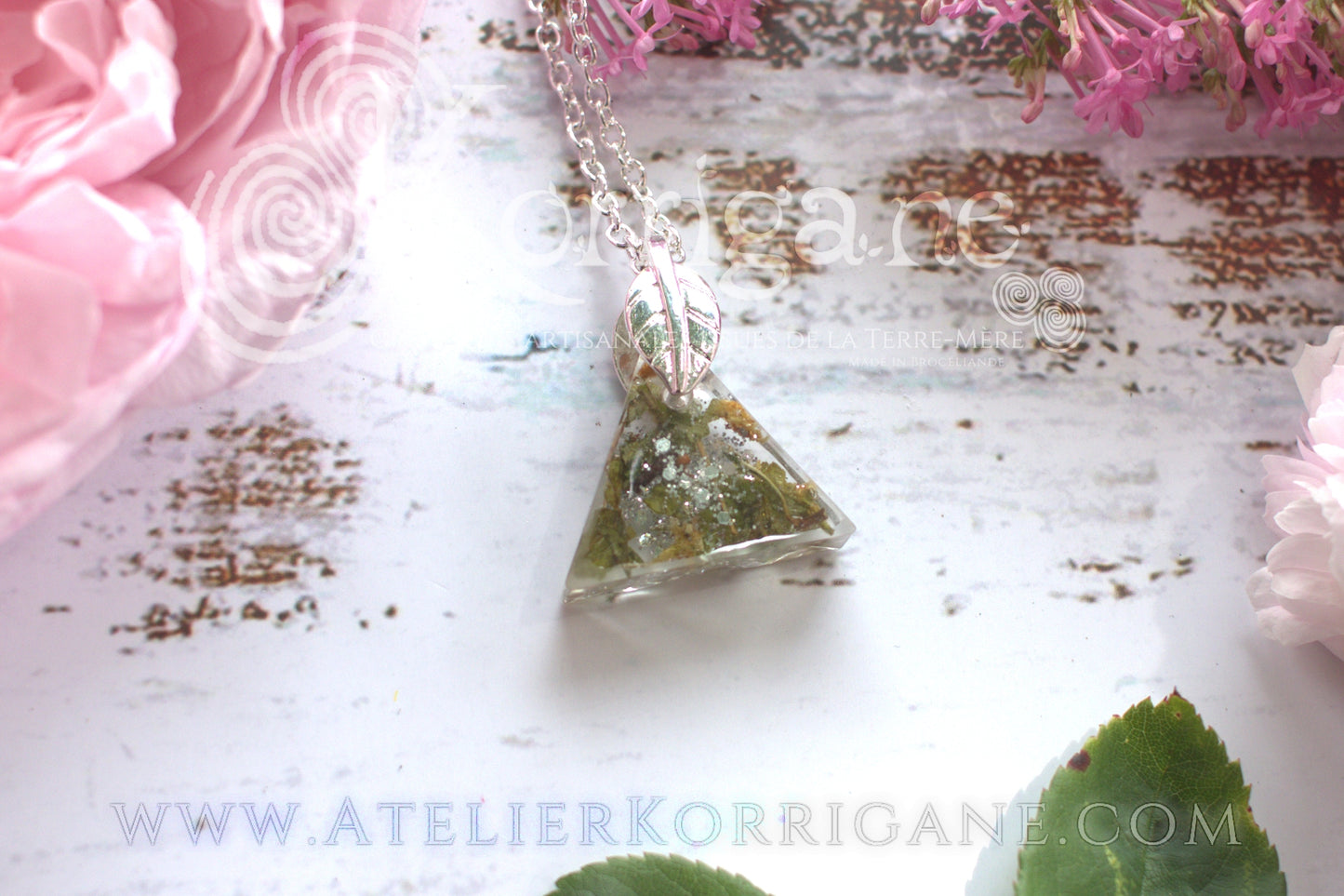 Pendentif Ynis Wytrin avec son Aubépine - korrigane