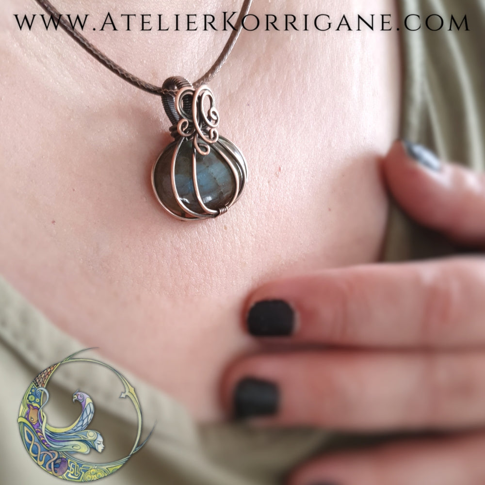 Pendentif Citrouille en Labradorite Korrigane