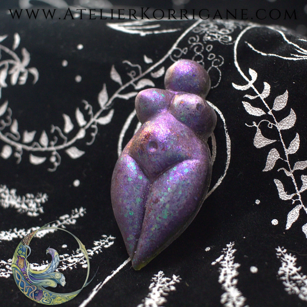 Talisman Gaia votre Déesse-Mère de Guidance - Violet holographique vert Korrigane