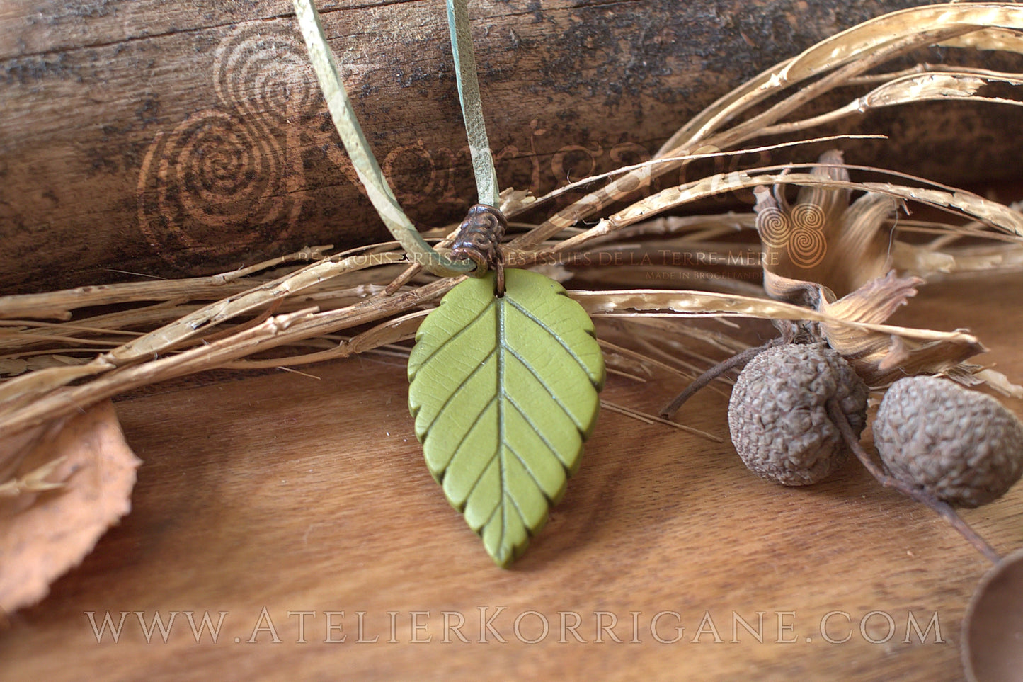 Collier Totem Woodlands Feuille - korrigane
