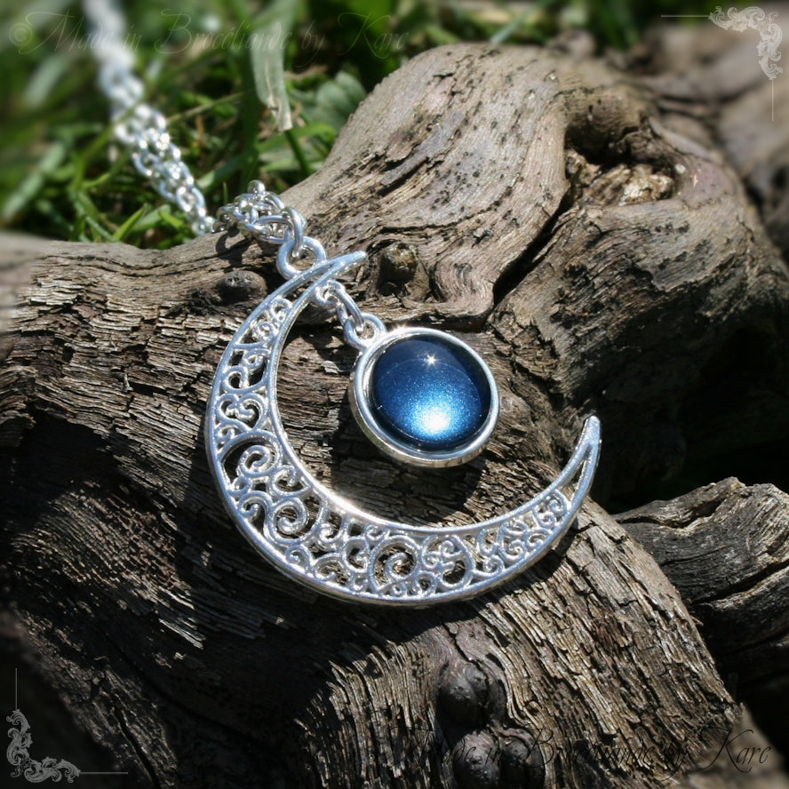 Pendentif Lune Celte "Gealaí" bleu