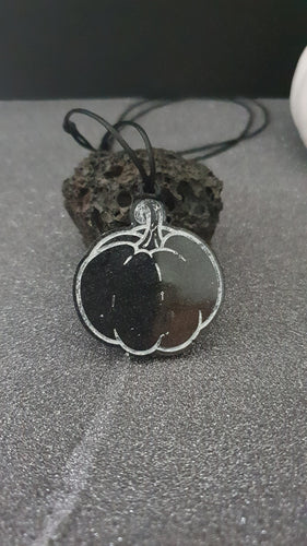 Pendentif Citrouille Simple noir