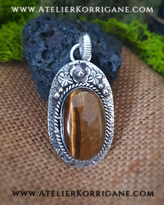 Pendentif Beltane en Argent Massif et Œil de Tigre