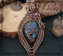 Charger l&#39;image dans la galerie, Pendentif Mabon Arbre de Vie en Labradorite Bleu Profond