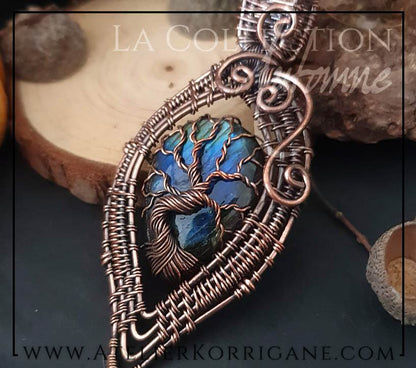 Pendentif Mabon Arbre de Vie en Labradorite Bleu Profond