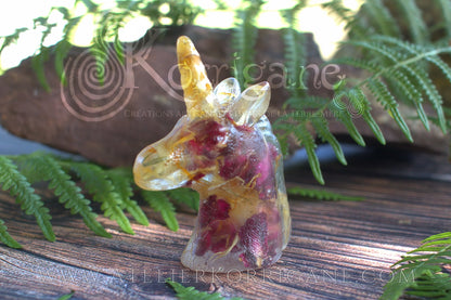 Figurine totem Licorne aux plantes