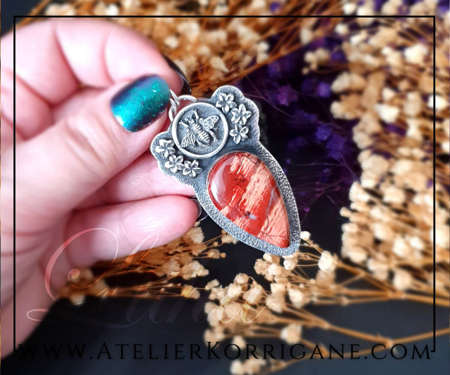 Pendentif Litha Abeilles en Jaspe Rouge et Argent Massif