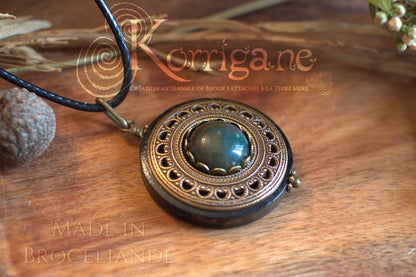 Collier Protection Pendentif 'Amddiffyn' en Agate Mousse - korrigane