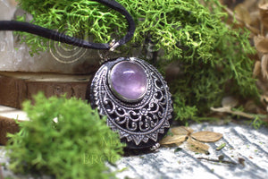 Amulette "Lleuad" Collier de Protection Lune Wicca Améthyste Talisman Triple Déesse - Silver-Filled Liton Korrigane