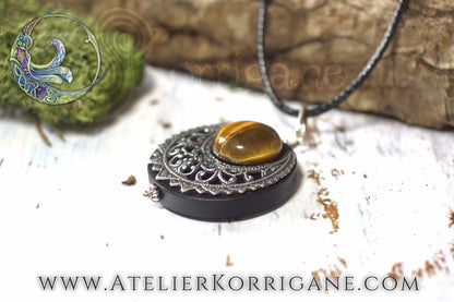 Amulette "Lleuad" Collier de Protection - Lune Wicca Oeil de Tigre - Talisman Triple Déesse Korrigane