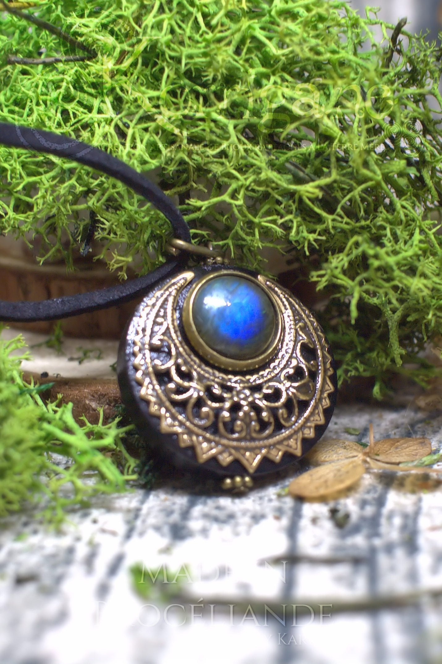 Amulette Lune "Lleuad" Collier de Protection - Labradorite - Wicca - Talisman Triple Déesse Korrigane