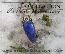 Charger l&#39;image dans la galerie, Pendentif Fleurs Printanières en Lapis Lazuli et Argent Massif Korrigane