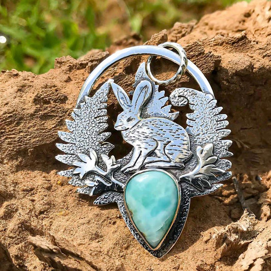 Pendentif Lièvre d'Ostara en Larimar et Argent Massif Korrigane