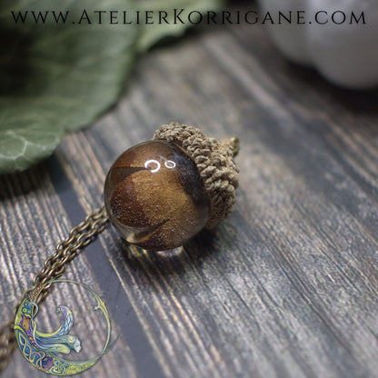 Pendentif Automne en forme de gland Korrigane