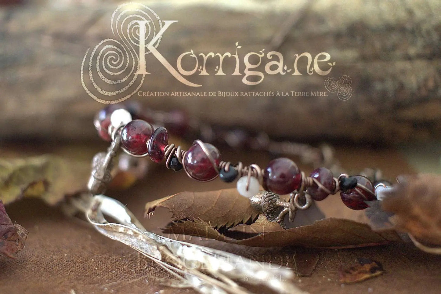 Bracelet Arduinna - Bijou forestier - Grenat, Onyx & Labradorite Blanche - Artisanat Made In Brocéliande - Bretagne - France - Lithothérapie Korrigane