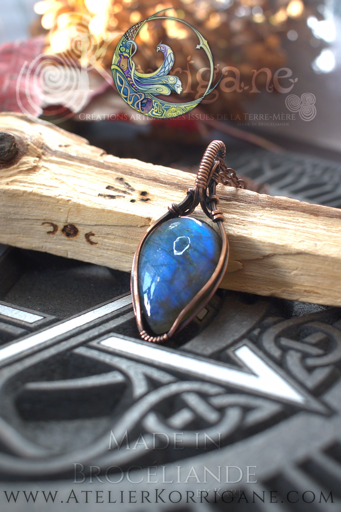 Pendentif Brumes en Labradorite Bleu profond et Cuivre Korrigane