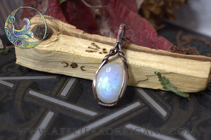 Pendentif Brumes en Labradorite Blanche et Cuivre Korrigane