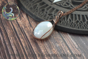 Pendentif Brumes en Labradorite Blanche et Cuivre Korrigane