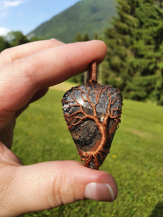 Collier Arbre de Vie en Jaspe Korrigane