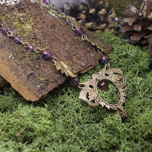 Charger l&#39;image dans la galerie, Collier &quot;Crainn&quot; Arbres de la Forêt Eternelle, violet bronze,  laiton, elfe des bois Korrigane