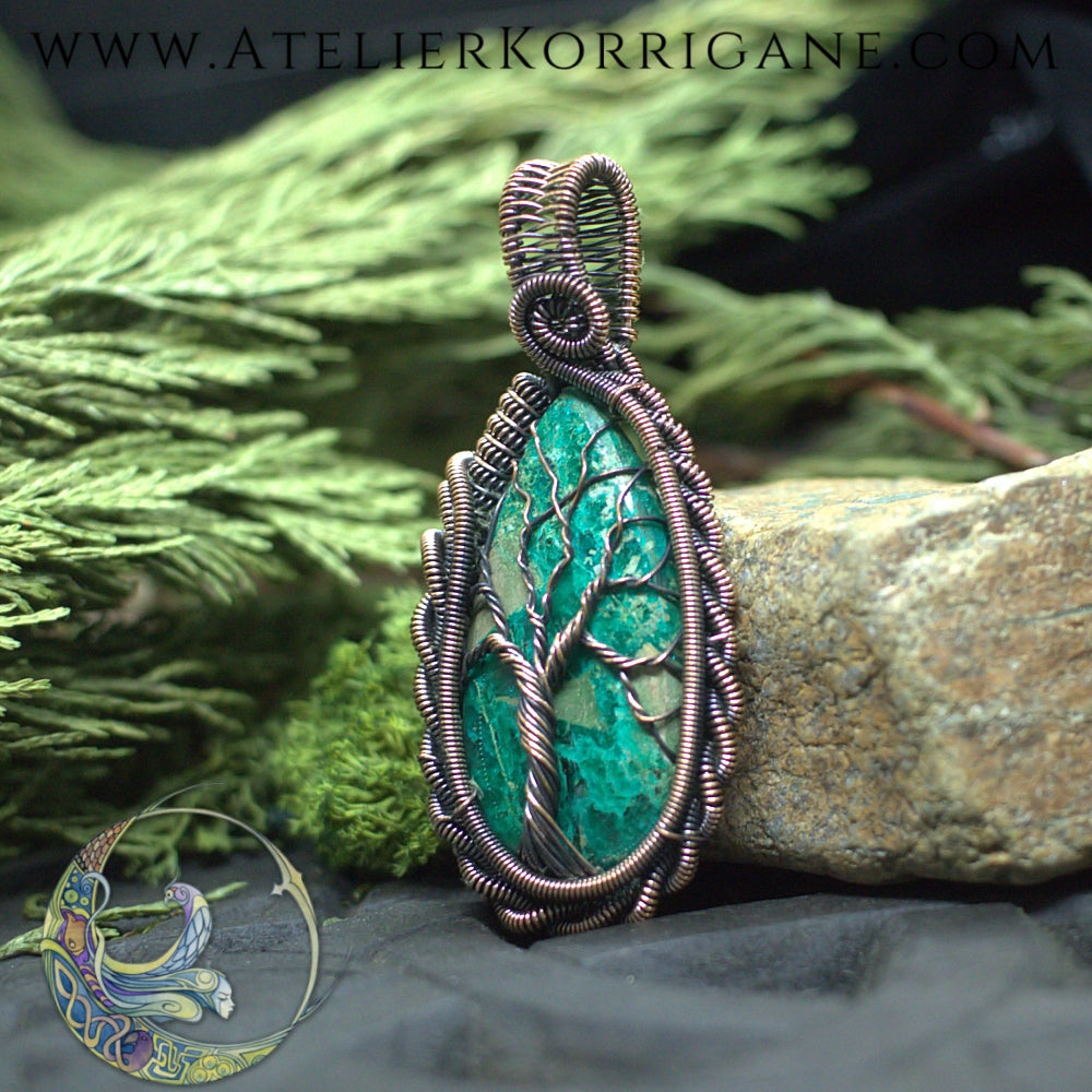 Collier Dùsgadh Arbre de Vie en Azurite Korrigane